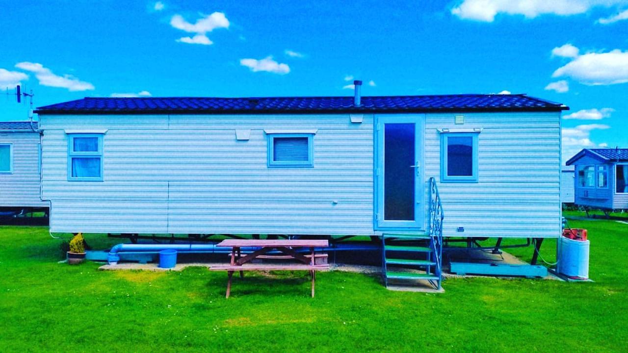 Delta Goodwood Caravan Selsey Eksteriør bilde